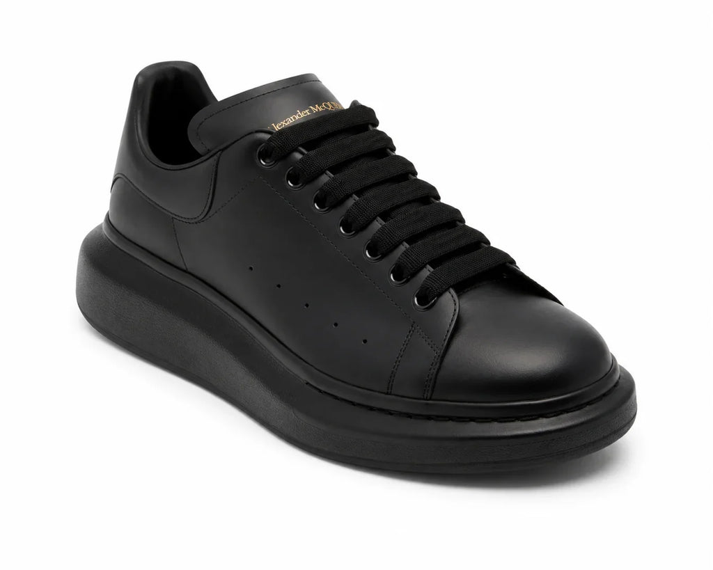 سبرديلة رجالية فاخرة بستايل عصري (Oversized Sole) - أسود